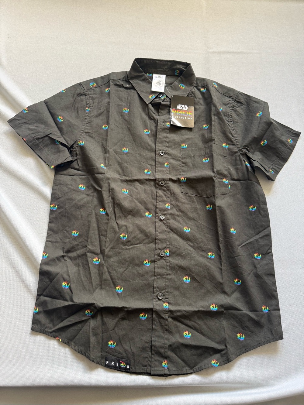 NWT Disney Star Wars Pride Collection Rainbow Button Down Camp Shirt Mens S